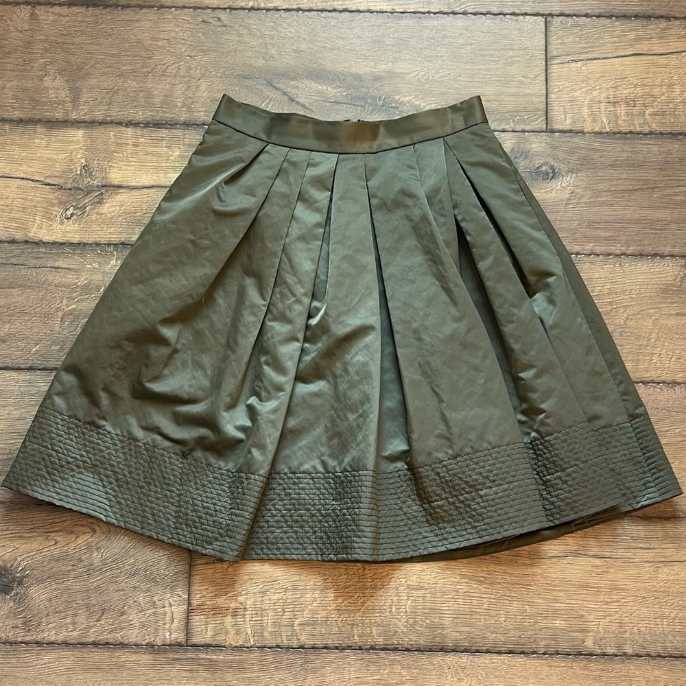 Banana Republic Olive Green A-Line Pleated Skirt